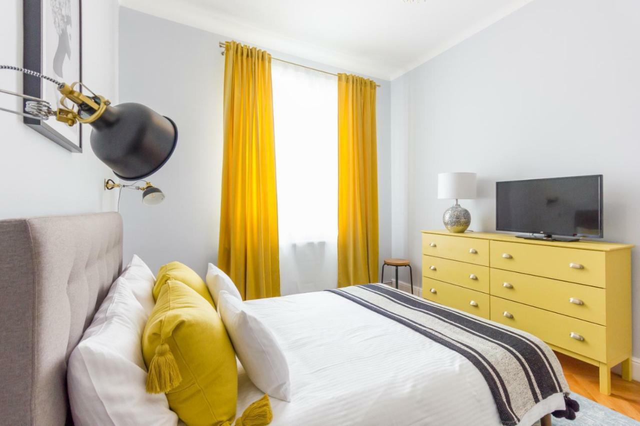 City Chic 3 Bedroom Apartment Cluj-Napoca Luaran gambar
