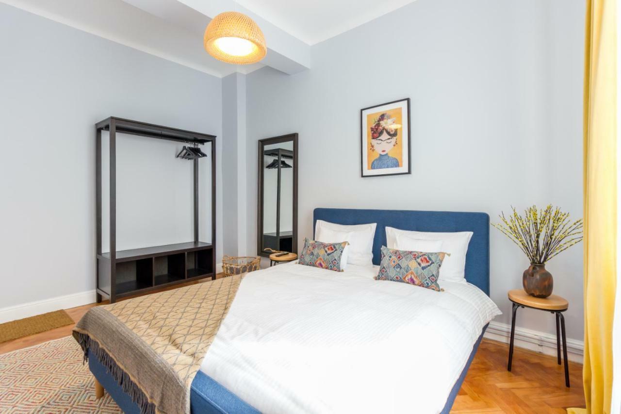 City Chic 3 Bedroom Apartment Cluj-Napoca Luaran gambar